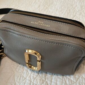 Marc Jacobs Soft Shot Crossbody Bag Gray Black Gold